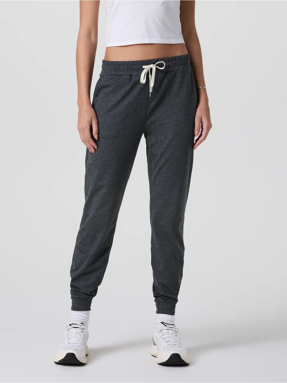 Women’s Vuori Performance Jogger Charcoal Heather XS